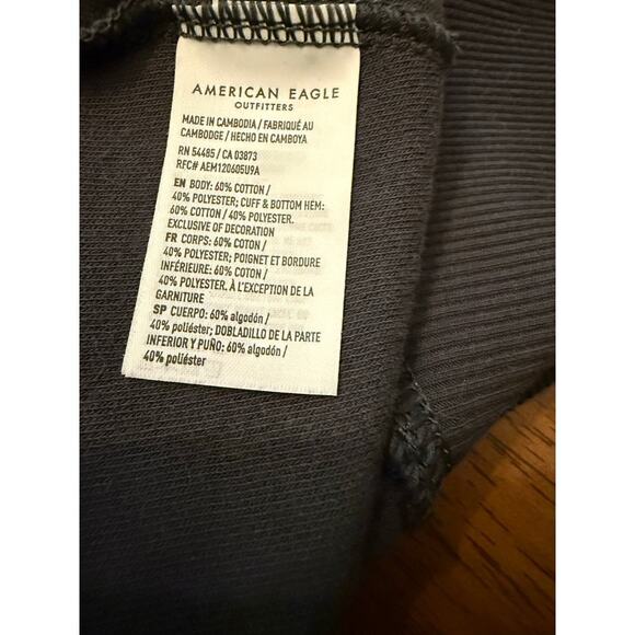 NWT American Eagle "Inside Out" Sweatshirt Oversized Cozy XS - Picture 8 of 8